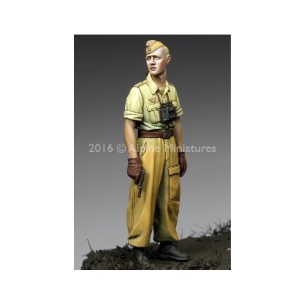 Alpine Miniatures Officer 1st FJ Division in Italy