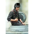 Alpine Miniatures German Panzer Commander Summer Set - 2 figs