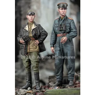Alpine Miniatures WW2 Soviet Tank Officer Set (2 figures)