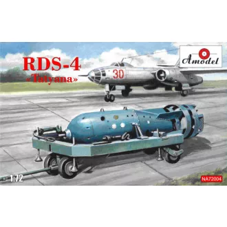 Amodel Soviet atomic bomb RDS-4 repülő makett
