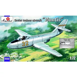   Amodel Yak-32 "Mantis" Soviet trainer aircraft repülő makett
