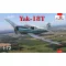 Amodel Yak-18T repülő makett