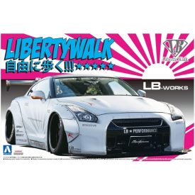 Aoshima Nissan LB-Works GT-R Version 2 makett