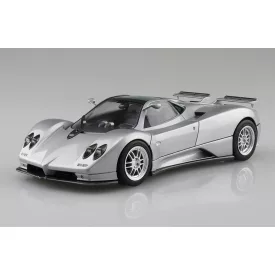 Aoshima PAGANI ZONDA C12S 2000 makett