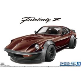 Aoshima Nissan S30 Fairlady Z Aero Custom '75 makett