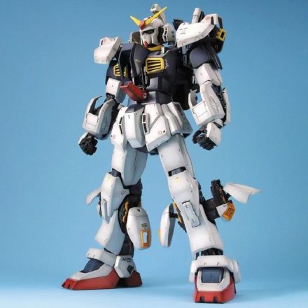 Bandai RX-178 Gundam MK-II A.E.U.G. BL makett