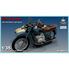 Balaton Modell Izs Jupiter dieselpunk stílusú női figurával makett