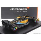 Burago McLAREN F1 MCL36 MERCEDES TEAM MCLAREN N 4 AUSTRALIAN GP 2022 LANDO NORRIS - WITH HELMET AND PLASTIC SHOWCASE