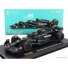 Burago MERCEDES F1 W14 TEAM MERCEDES-AMG PETRONAS FORMULA ONE N 44 SEASON 2023 LEWIS HAMILTON - CON PILOTA E VETRINA - WITH PILOT AND SHOWCASE