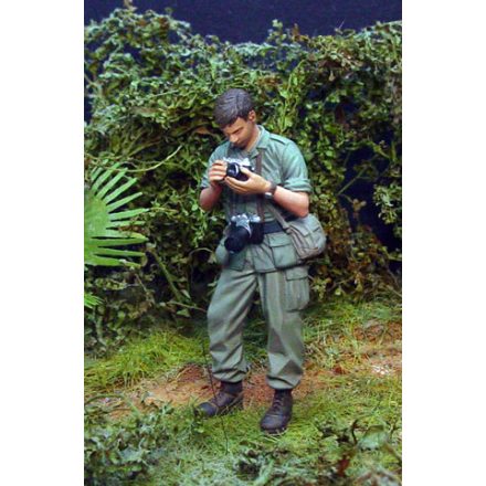 Callsign Models Vietnam War Correspondent makett