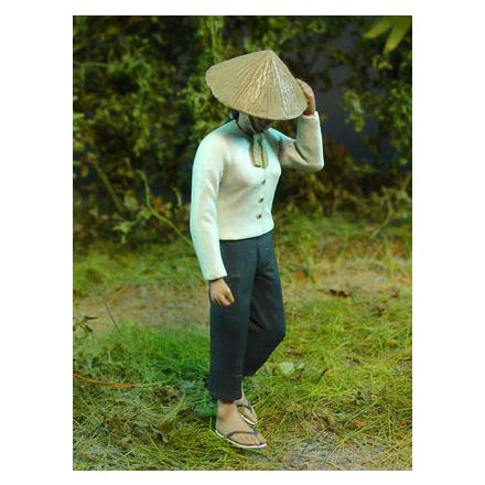 Callsign Models Shy Vietnamese Girl makett