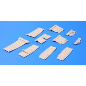 CMK Heinkel He-111P Undercarriage bays