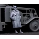 Copper State Models Italian Armoured Car Officer In Fur Greatcoat makett
