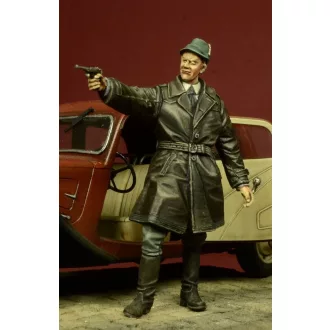   D-DAY miniature studio German SD Officer wearing civilian clothes