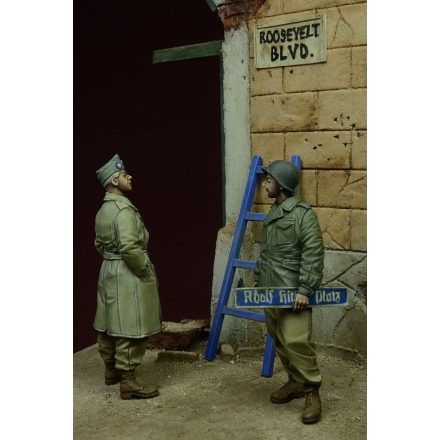D-DAY miniature studio "Roosevelt Boulevard" US Soldiers, Germany 1945
