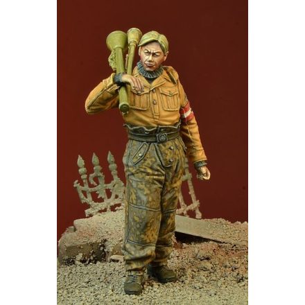 D-DAY miniature studio Hitlerjugend Boy with Panzerfausts, Germany 1945