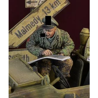   D-DAY miniature studio Waffen SS NCO Schwimmwagen Crewman, Ardennes 1944