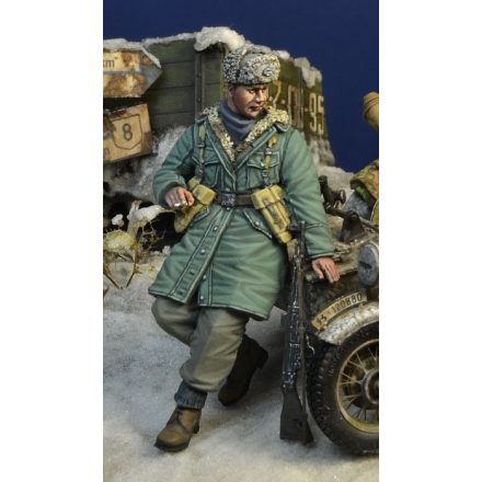 D-DAY miniature studio Waffen SS soldier 2, Hungary, Winter 1945