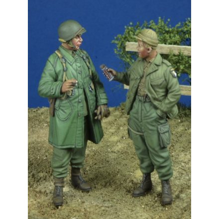D-DAY miniature studio US Paratroopers, 1944-45