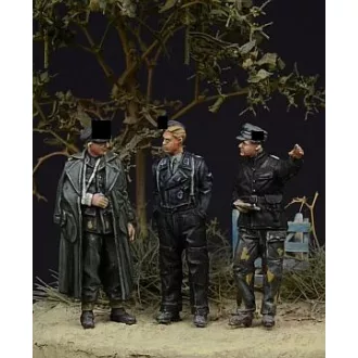   D-DAY miniature studio German Waffen SS Officers Normandy 1944
