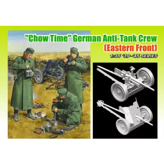   Dragon "Chow Time" German Anti-Tank Gun Crew (Eastern Front) - katonai figura készlet