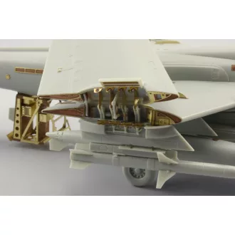 Eduard EA-6B wing fold for Kinetic fotómaratás