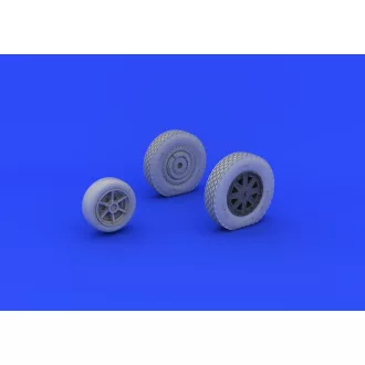   Eduard P-39 wheels late for KittyHawk műgyanta repülő kiegészítő