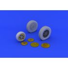 Eduard P-39 wheels late (KITTY HAWK)