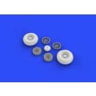 Eduard P-40 wheels w/ pattern (Hasegawa)