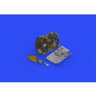 Eduard Spitfire Mk. IX cockpit (Tamiya)