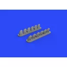 Eduard P-40E exhaust stacks for Hasegawa műgyanta repülő kiegészítő