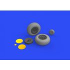 Eduard P-40N wheels (Trumpeter)