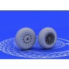 Eduard P-51 wheels (TAMIYA)