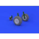 Eduard Ju 88 wheels late (DRAGON)