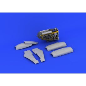 Eduard Spitfire Mk.VIII engine (EDUARD)