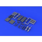 Eduard Spitfire Mk.VIII gun bays (EDUARD)