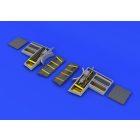 Eduard Spitfire Mk.VIII gun bays (EDUARD)