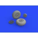 Eduard P-51D wheels oval tread (Eduard)