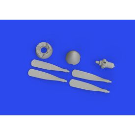   Eduard P-51D Hamilton Standard propeller uncuffed PRINT (Eduard)