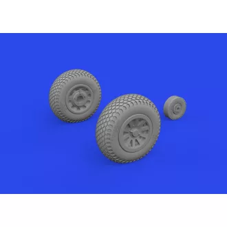 Eduard P-51D wheels cross tread (Eduard)