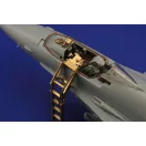 Eduard F-16 ladder fotómaratás