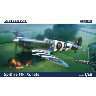   Eduard - Spitfire Mk.IXc late Weekend Edition repülő makett