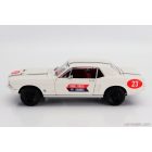 Greenlight Ford MUSTANG COUPE N 23 THRILL CIRCUS BY KARNES 1967 - THE MOD SQUAD