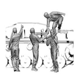 Glowel Miniatures German tank crew loading ammo