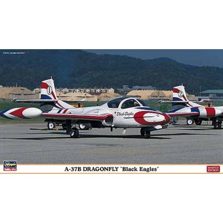 Hasegawa A-37B Dragonfly Black Eagles Ltd (2 kits) makett