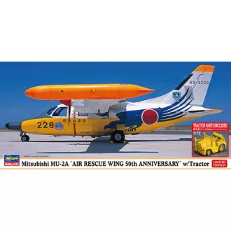   Hasegawa Mitsubishi MU-2 A - Air Rescue Wing 50th Anniversary with Tractor makett