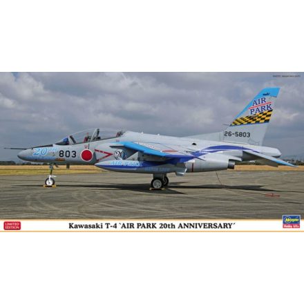 Hasegawa Kawasaki T-4 'Air Park 20th Anniversary' makett