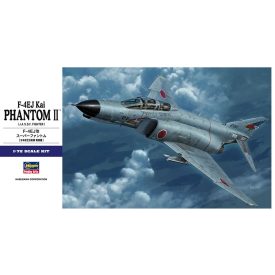 Hasegawa F-4EJ Kai Phantom II makett