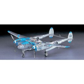 Hasegawa P-38J Lightning makett