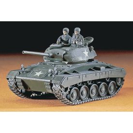 Hasegawa M24 Chaffee Light Tank makett